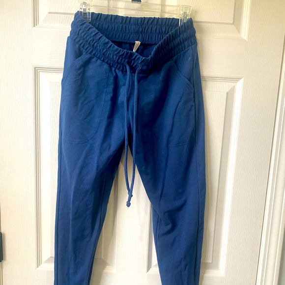 Free People - FP Movement Sunny Skinny Sweat Jogger (Size S) Blue - Picture 1 of 4